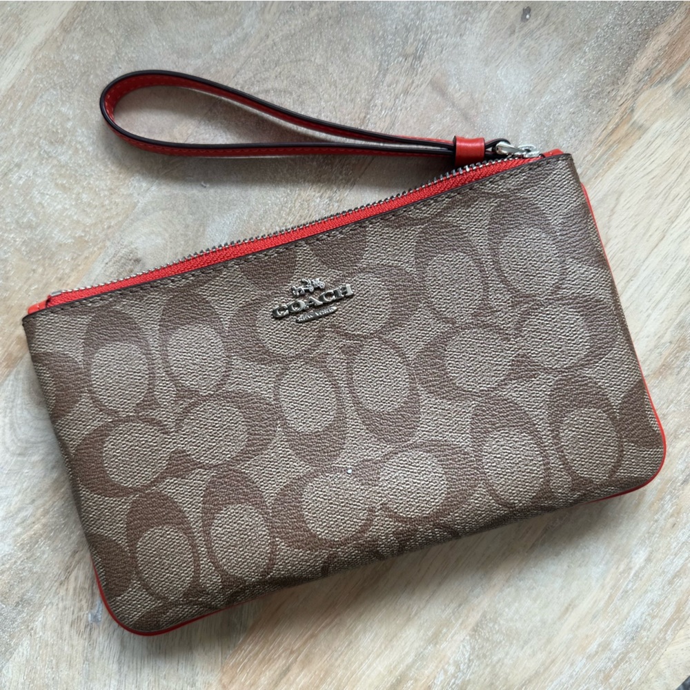 Coach | Brown & Orange Wristlet